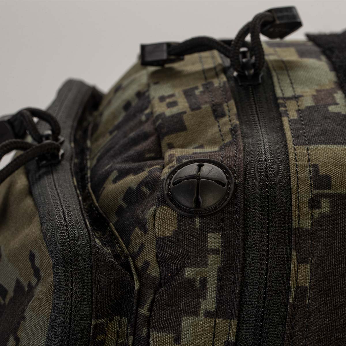 TRAVEL BAG