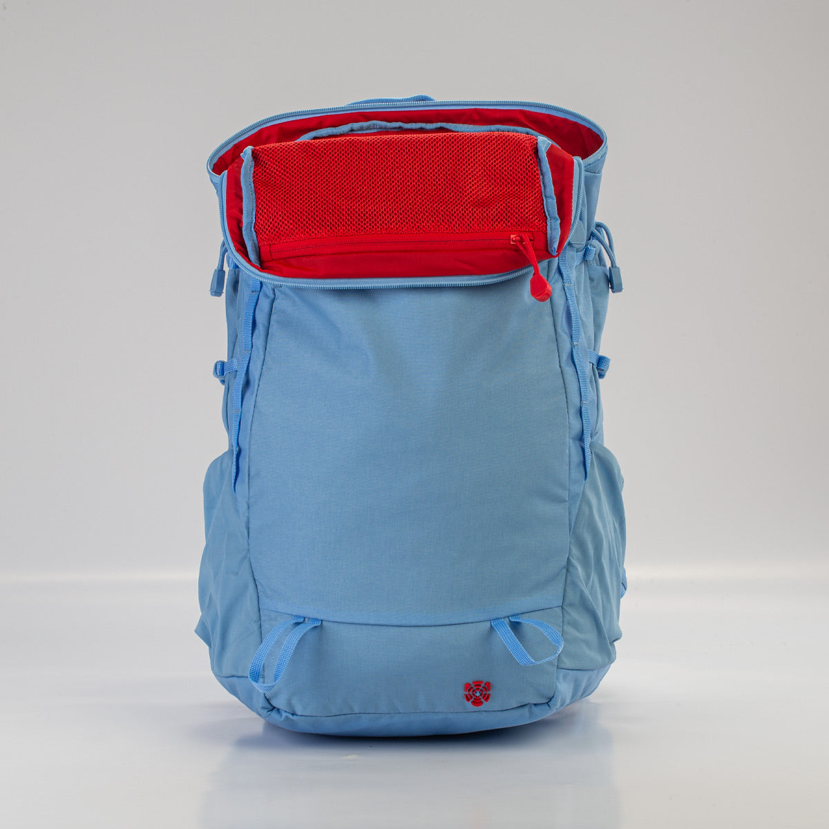 MEDIUM TREK PACK