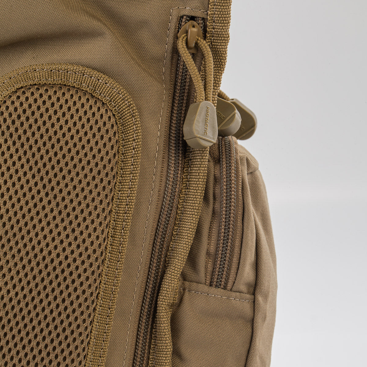 SLING BAG