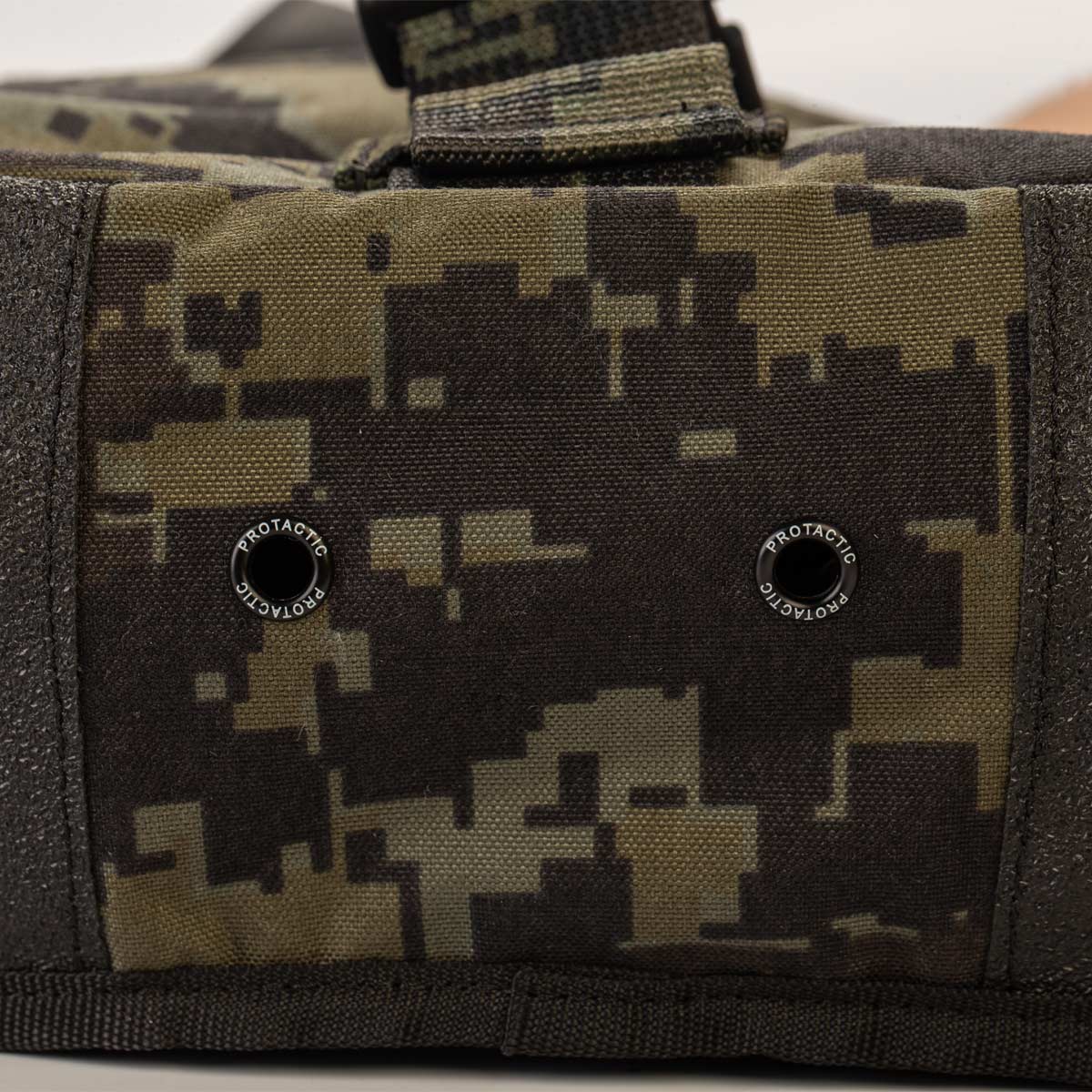 SLING BAG